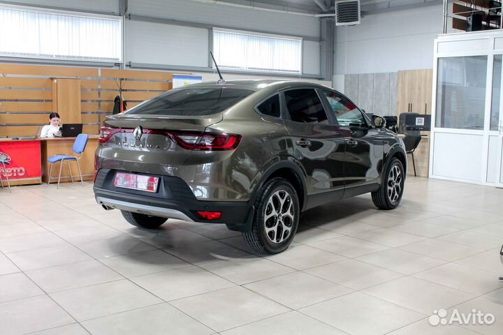 Renault Arkana 1.6 МТ, 2021, 9 500 км