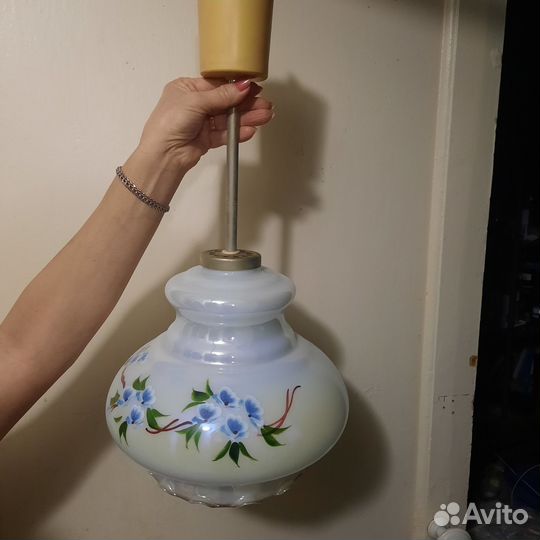 Продаются светильники