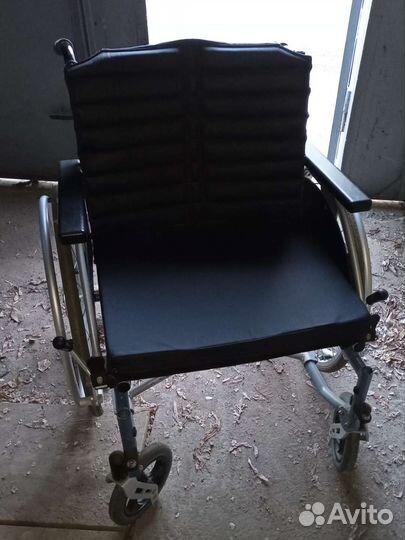 Коляска инвалидная