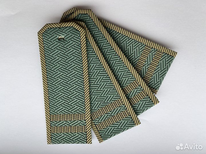 Погоны, шевроны, пуговицы, звезды, галстук фтс