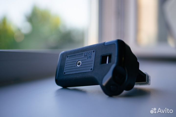 Батарейный блок canon BG-E5