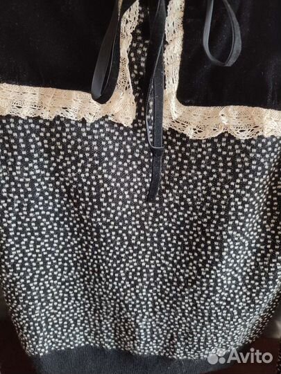 Свитер Zara с бархатным воротом и льняным кружевом