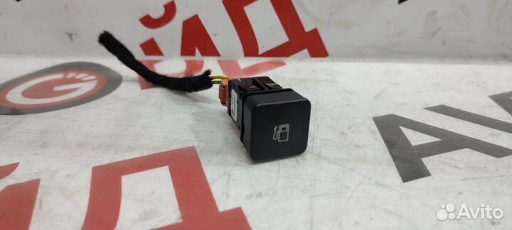 Кнопка открывания бензобака Citroen C4 B7 EP6C