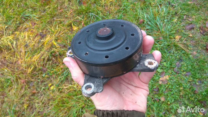 Помпа Тойота Авенсис Т27