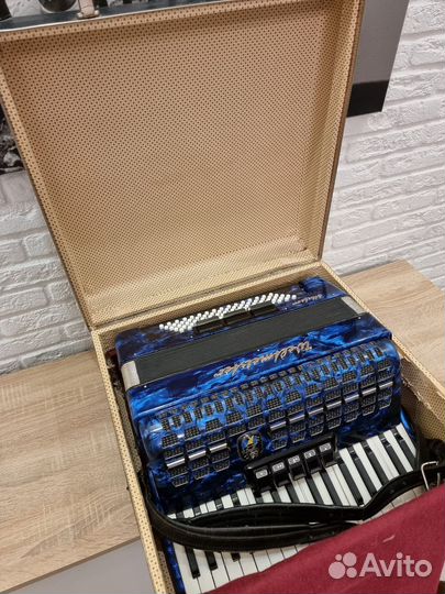 Аккордеон weltmeister 3 4