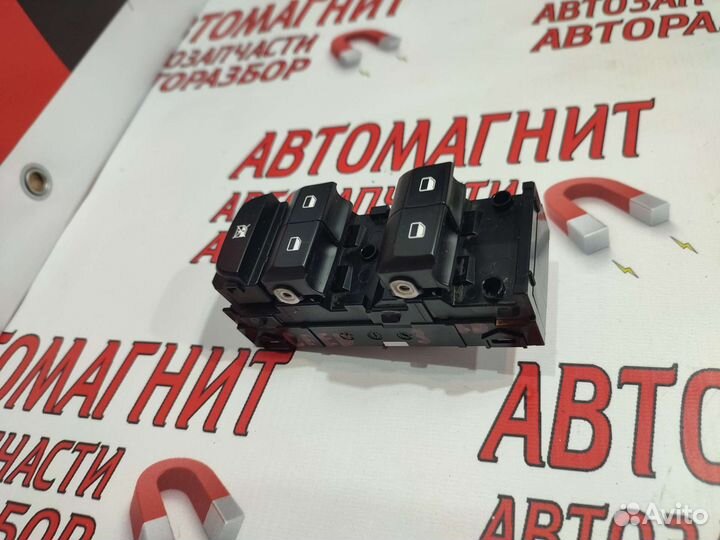 Блок стеклоподъёмников Киа Сид 3 CD 18-н.в