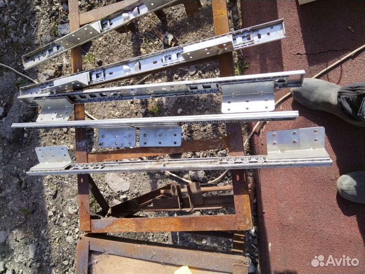 Мебельный фурнитуры