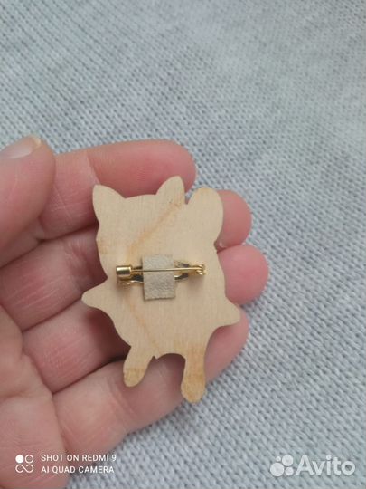 Брошь Значок Новый