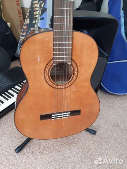 Классическая гитара Madeira HC 09