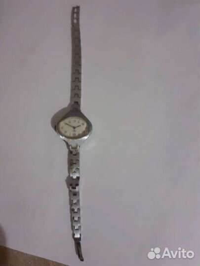 Часы Луч женские наручные СССР б/у на ходу
