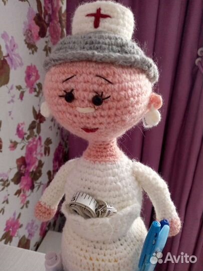 Кукла доктор