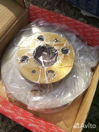 Диск тормозной передний Renault Logan 1.4 1.6 (2.6