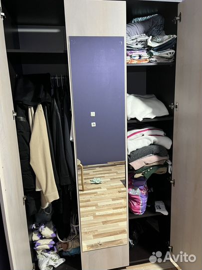 Шкаф распашной б/у