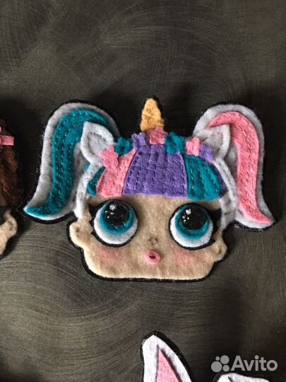 Брошки значки LOL