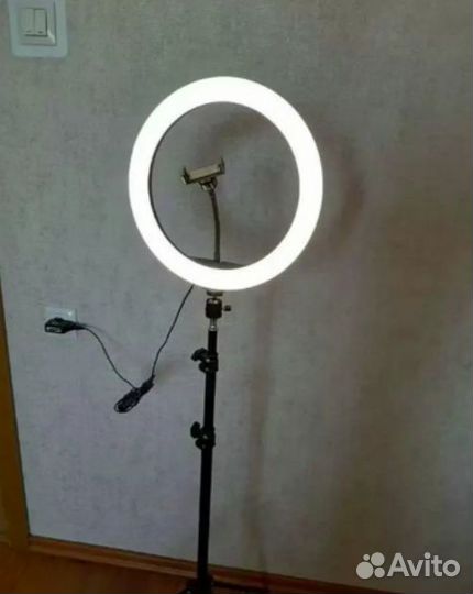 Кольцевая Лампа