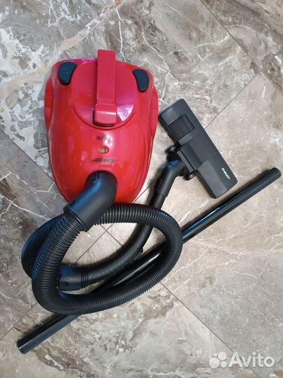 Пылесос Scarlett