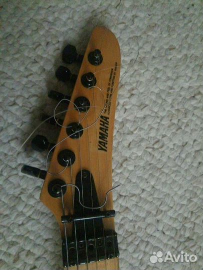 Электрогитара Yamaha MG MII