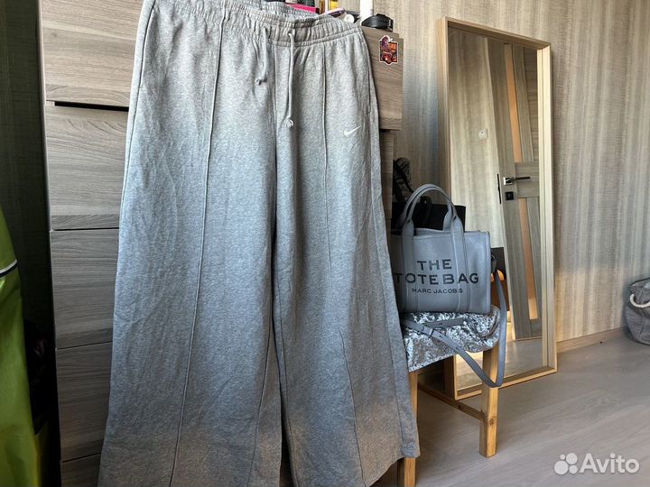 Спортивные штаны женские 52 размер новые Nike