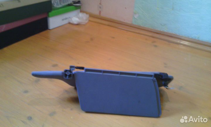 Солнцезащитный козырёк правый на Форд Фиеста