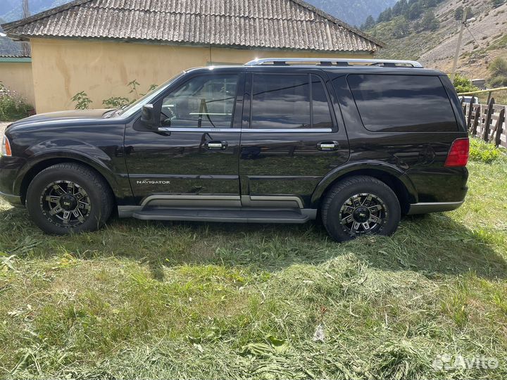 Lincoln Navigator 5.4 AT, 2002, 310 000 км
