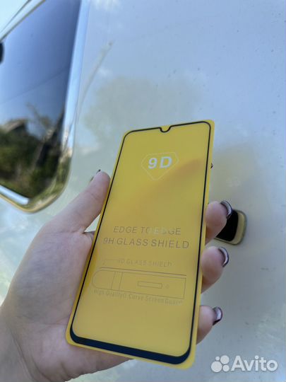 Защитное стекло на Samsung A31 / A32 новое