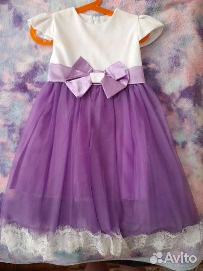 Нарядное платье