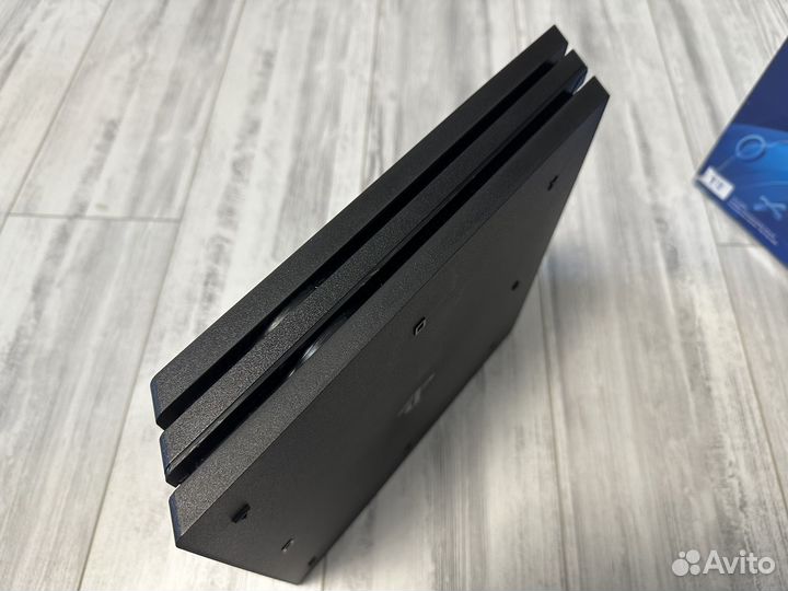 Sony playstation 4 pro последней ревизии + игры
