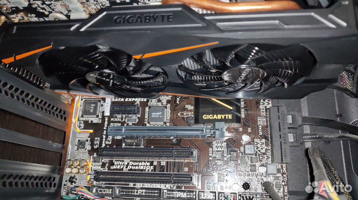 Видеокарта GeForce GTX 1060 windforce OC 6Gb