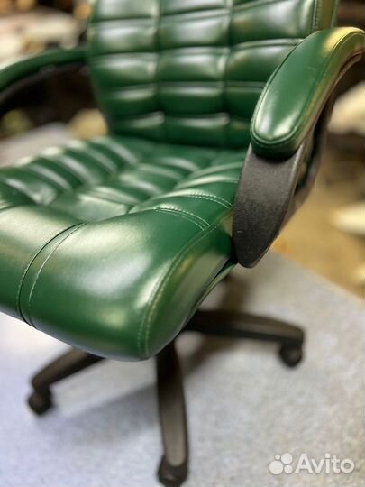 Компьютерное кресло