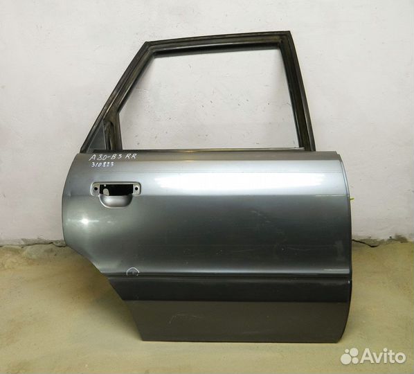 Дверь задняя правая Audi 80 B3