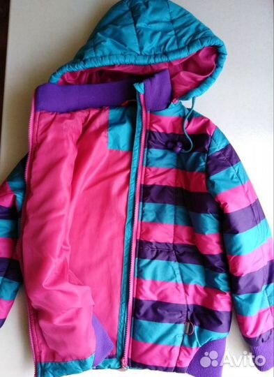 Осенняя куртка для девочки 140-146