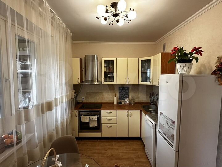 2-к. квартира, 56 м², 8/22 эт.