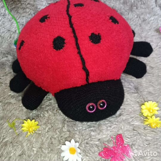 Божья коровка подушка, ручная работа