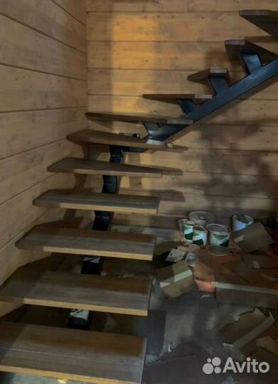 Перила деревянные с монтажем