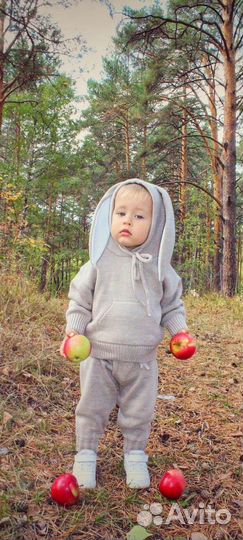 Одежда на мальчика. Брючки на мальчика,костюмы