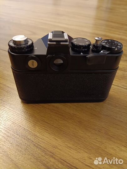 Пленочный фотоаппарат Зенит-12 хр