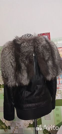 Кожаная куртка с натуральным мехом женская