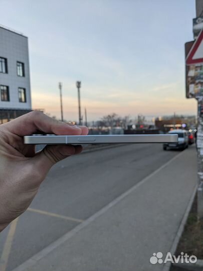 Nothing Phone 1, 8/256 ГБ