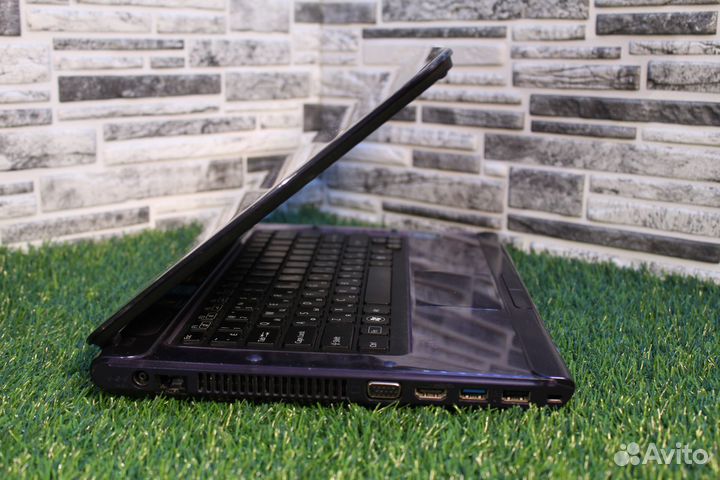 Игровой ноутбук Sony vaio i5/8gb/ssd256gb/hd6630m