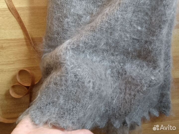 Пуховый платок большой