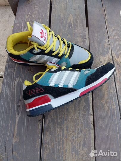 Кроссовки женские adidas 39 размер бу