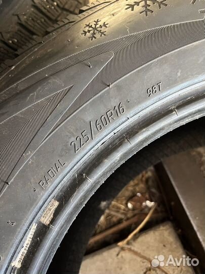 Viatti Brina Nordico V-522 225/60 R16