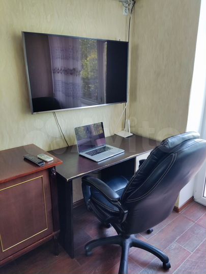 2-к. квартира, 57 м², 2/2 эт.