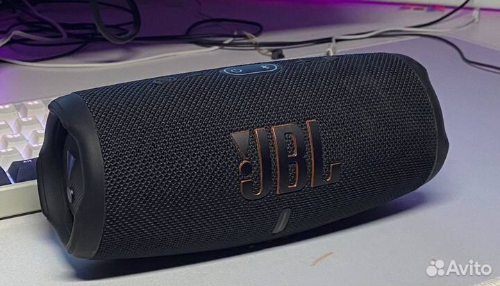 Колонка JBL charge 5