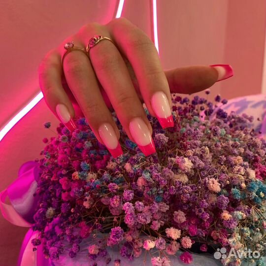 Мастер маникюра