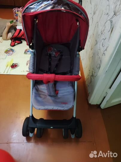 Прогулочная коляска