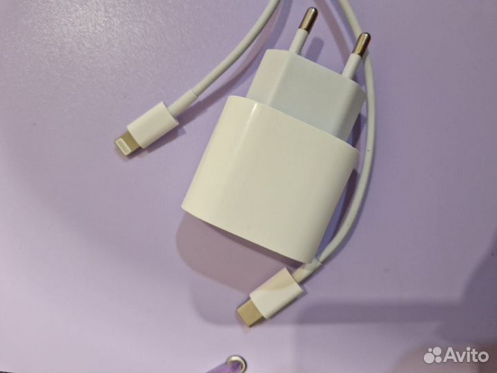 Быстрая зарядка для iPhone 20w