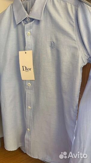 Голубая рубашка Dior на кнопках
