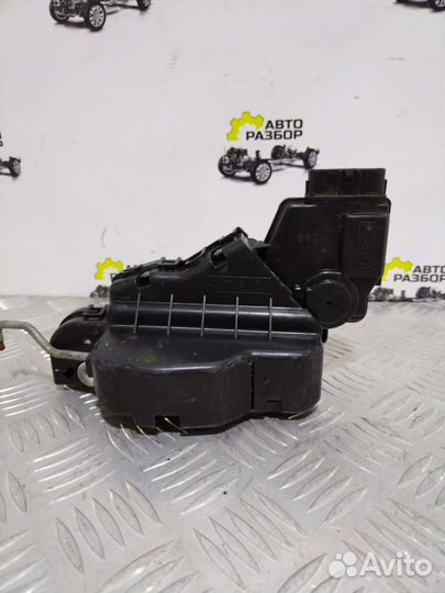 Hyundai grand starex замок правой двери