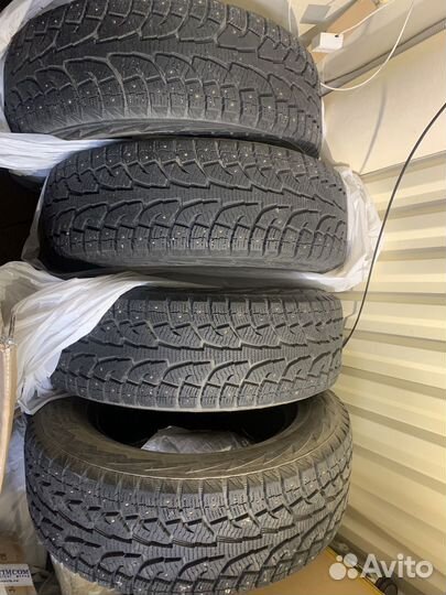 Hankook Winter I'Pike 235/65 R17